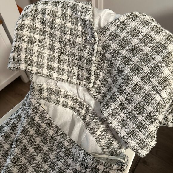 Zara Cute Dress - Picture 1 of 3